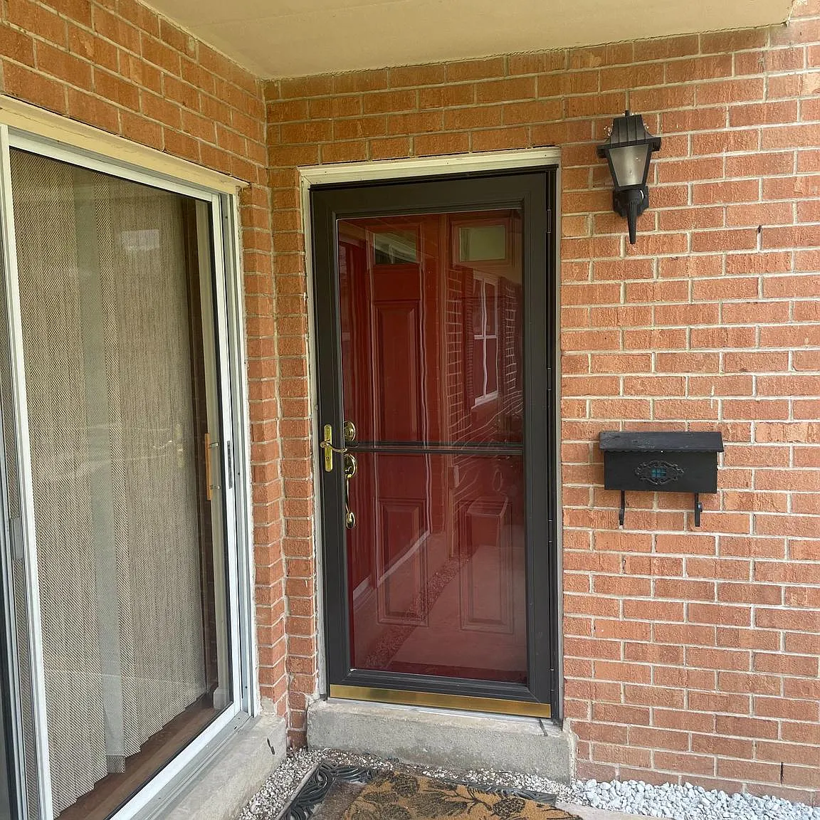 2 bed, 1025 sqft, $2,200 — Photo 3