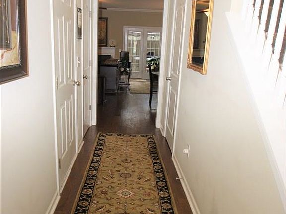 3rd image of 209 Shady Grove Dr Unit 8F