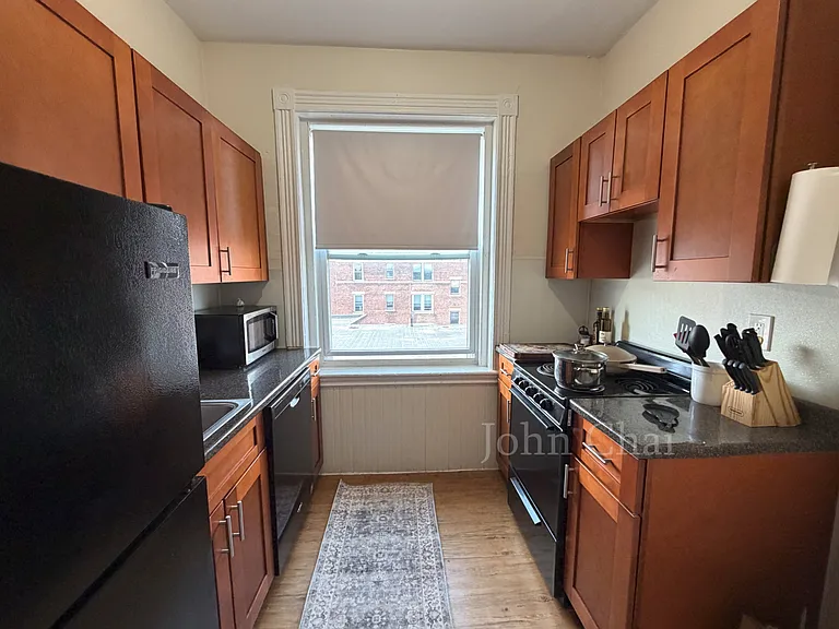 5 Walbridge St #18 — Photo 18