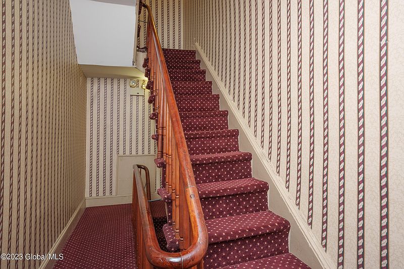 2nd image of 54 S Swan Street # 1