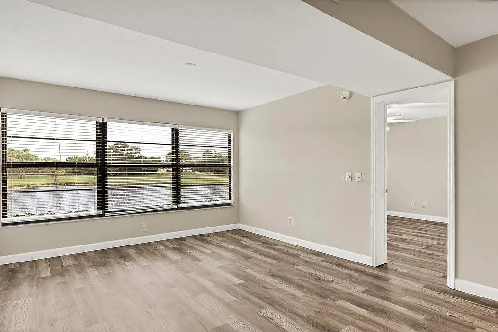 2 bed, 2.0 bath, 1188 sqft, $2,200 — Photo 4