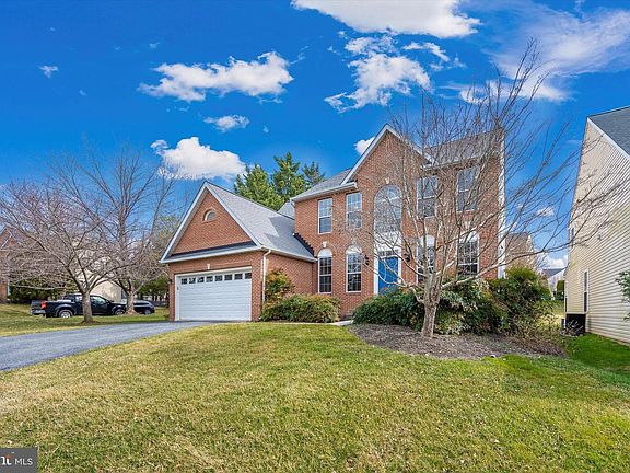 2nd image of 130 Apple Blossom Way