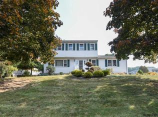 115 Horizon View Dr, East Greenbush, NY 12061