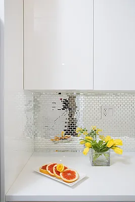 Rented by Solace SMC Inc | media 15