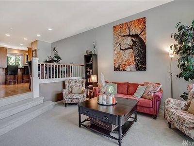 1917 NE Killian Ln, Issaquah, WA, 98029