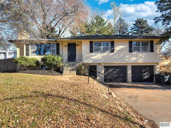 3335 S 115th Ave, Omaha, NE 68144