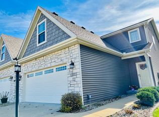 4815 Allison Dr, Champaign, IL