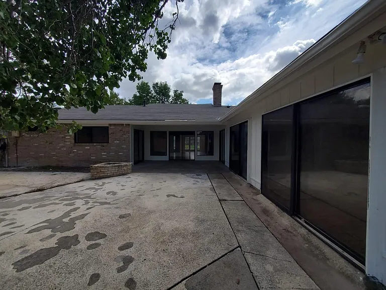 1511 Estates Way — Photo 50