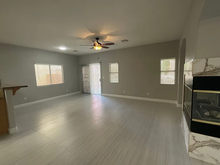 8313 Valleybreeze Ave — Photo 3