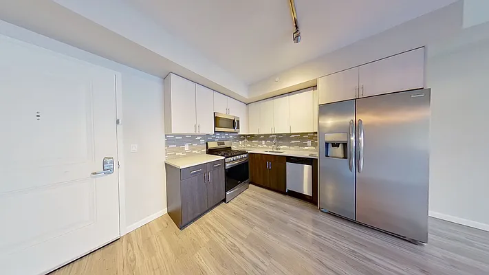 Rented by Bond New York | media 2