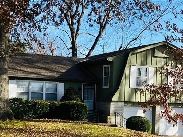 8401 Broadmoor St, Overland Park, KS 66212