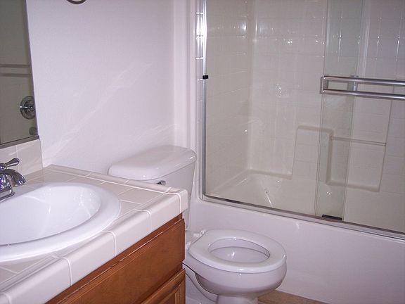 5th image of 14700 Sunny Dr