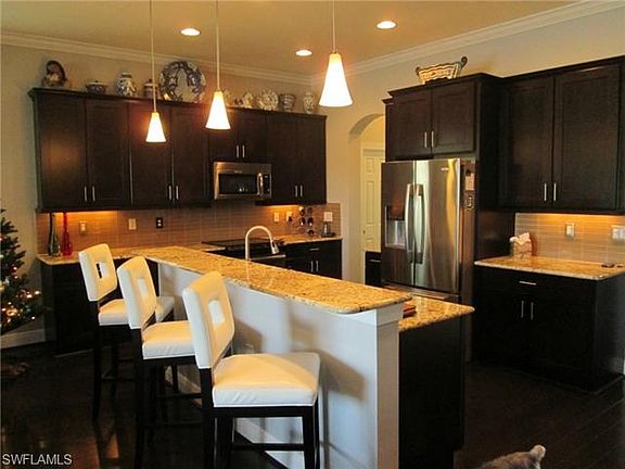 5th image of 10532 Carena Cir