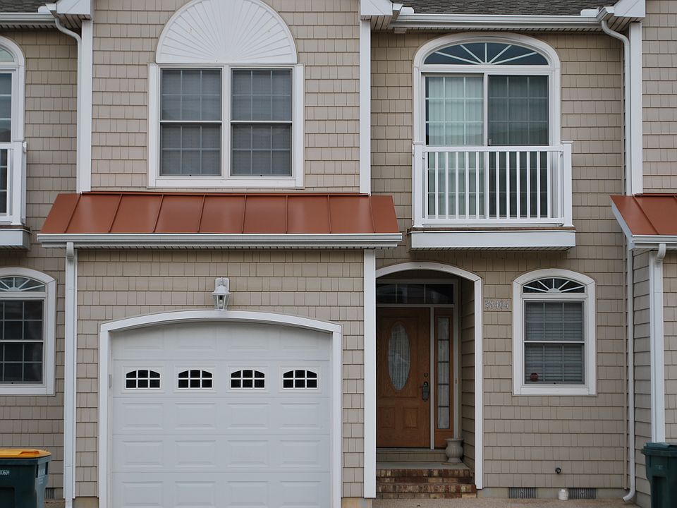 1st image of 38404 Grand Avenue