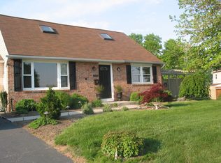 17 Dogwood Dr, Douglassville, PA 19518