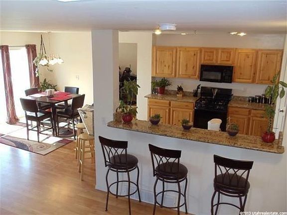 2nd image of 8227 S Oak Vista Dr