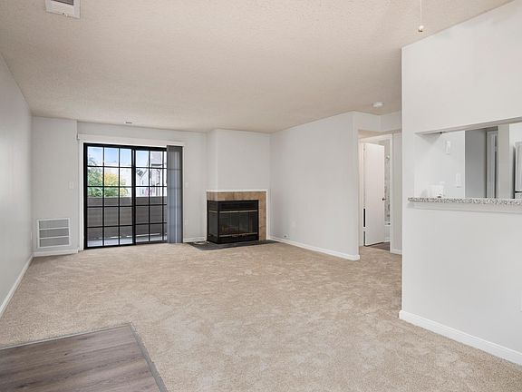 3rd image of 6919 Mary Caroline Cir Unit E