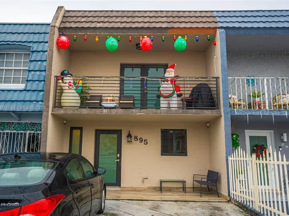 895 W 80th Pl, Hialeah, FL 33014