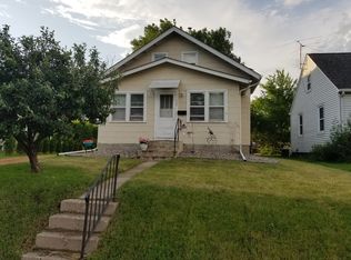 709 Main St E, New Prague, MN 56071