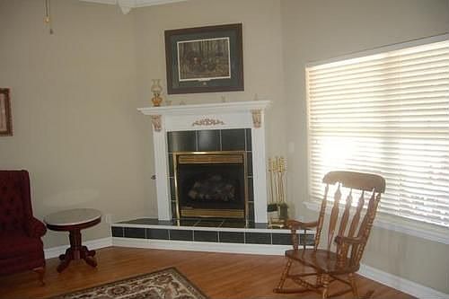 3rd image of 8445 Willow Creek Dr