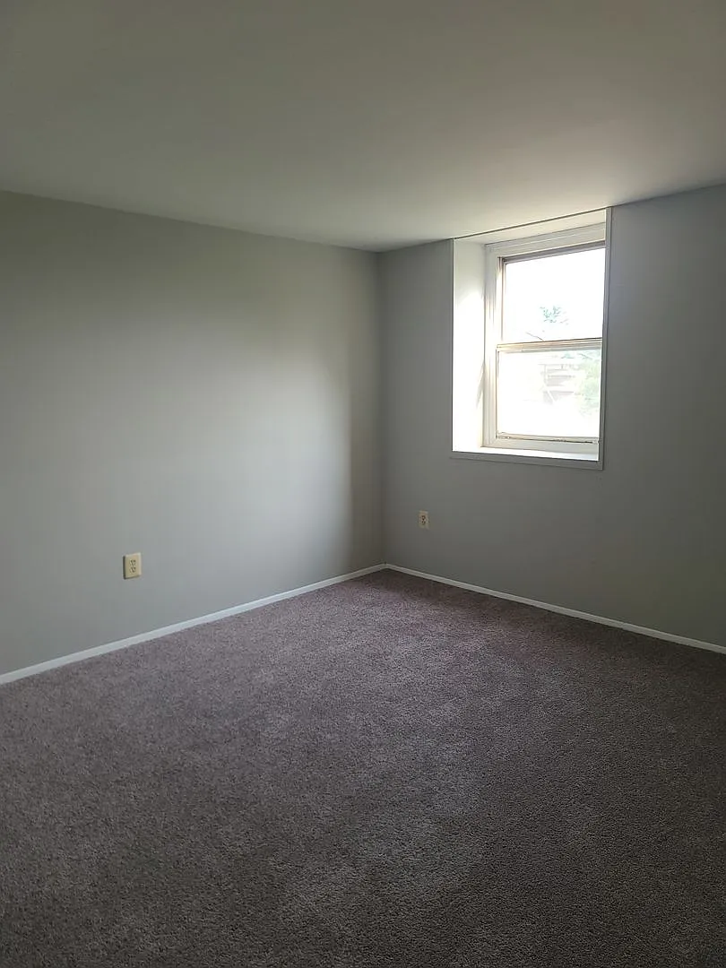 Spacious FourBedroom Home with Large Yard and Easy Commuter Access — Photo 2