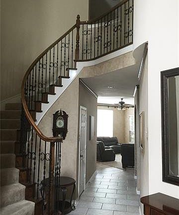 5th image of 3721 Burlington Dr