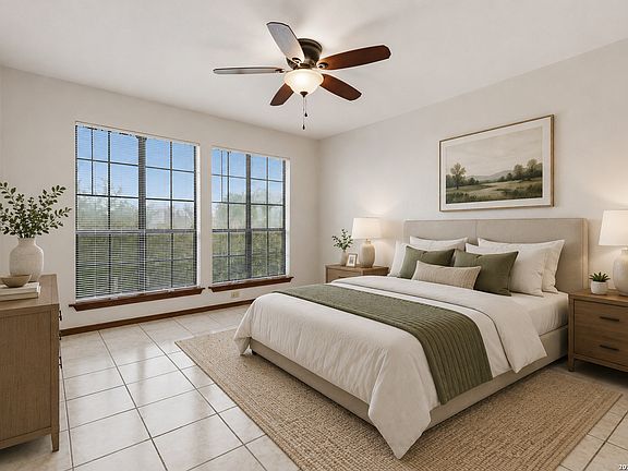 3rd image of 8633 Datapoint Dr #258