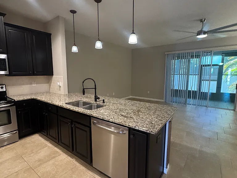 6461 Baytown Dr — Photo 5