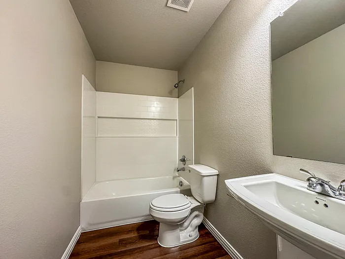 2222 Echo Lake Dr — Photo 16