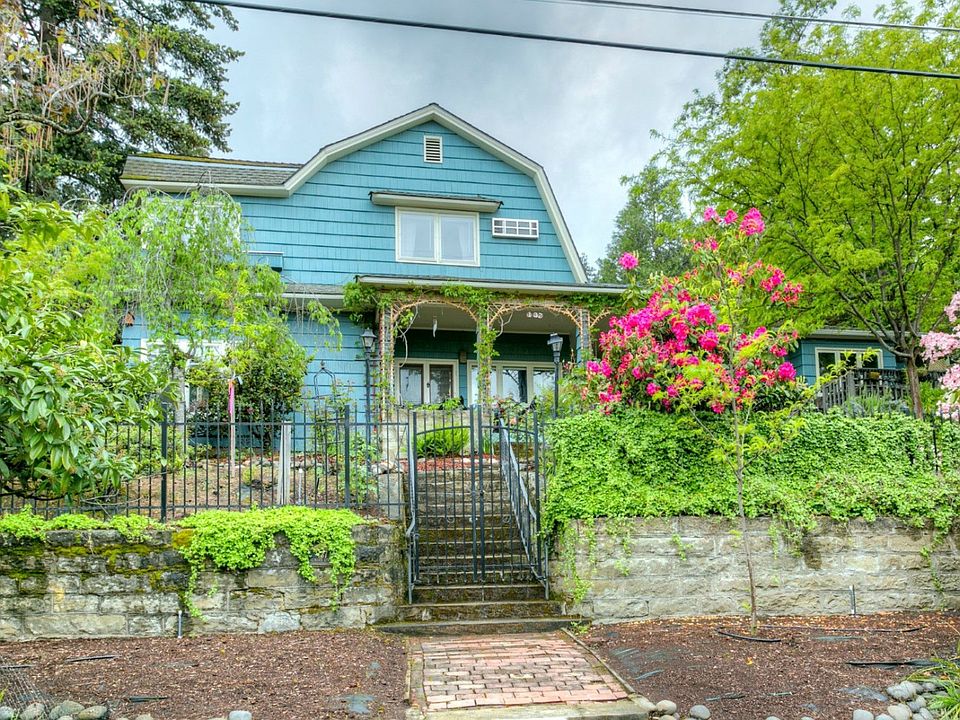 For Sale: 137 Almond Street, Ashland, OR 97520