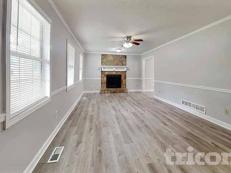 3626 Whitfield Way — Photo 2