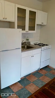Rented by Point NYC | media 7