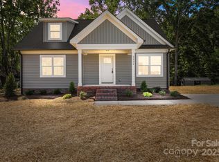 2224 Moose Rd, Kannapolis, NC 28083