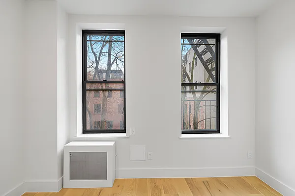 Bedroom, photo 5