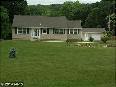 Front yard nearly 1 acre Newer Roof & Siding