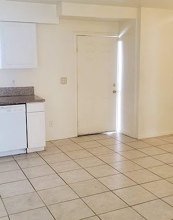 5th image of 11640 Verbena Dr