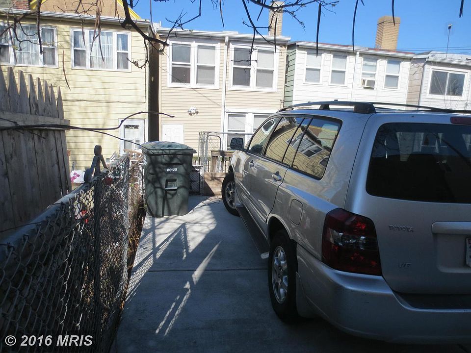 2nd image of 4603 5th St NW