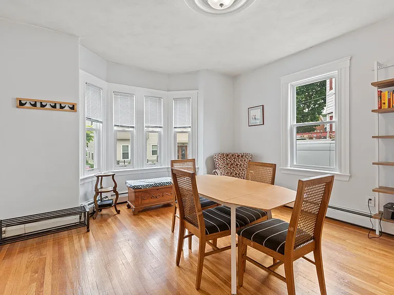 40 Otis St #1 — Photo 2