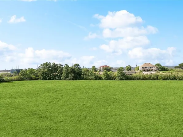 1432 Clipper Island Rd, Slidell, LA 70458