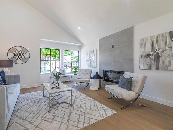 3rd image of 1840 Bluebonnet Ct