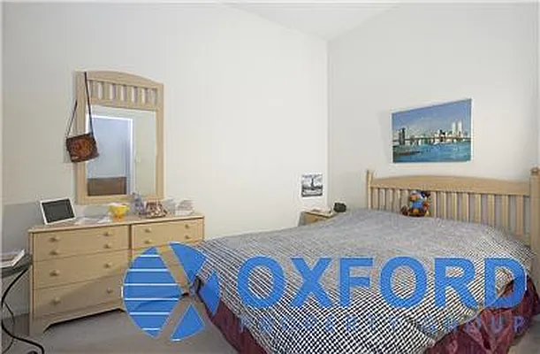 Rented by Oxford Property Group | media 17