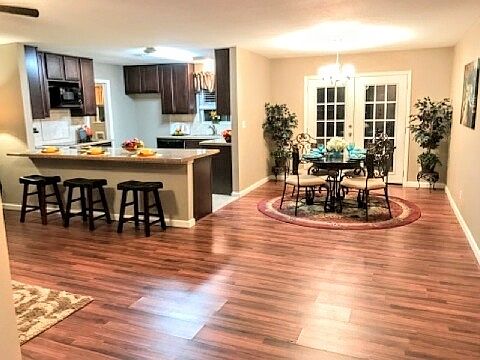 4th image of 1700 Meadowpark Ct