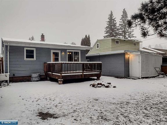 5th image of 42 Vermillion Dr