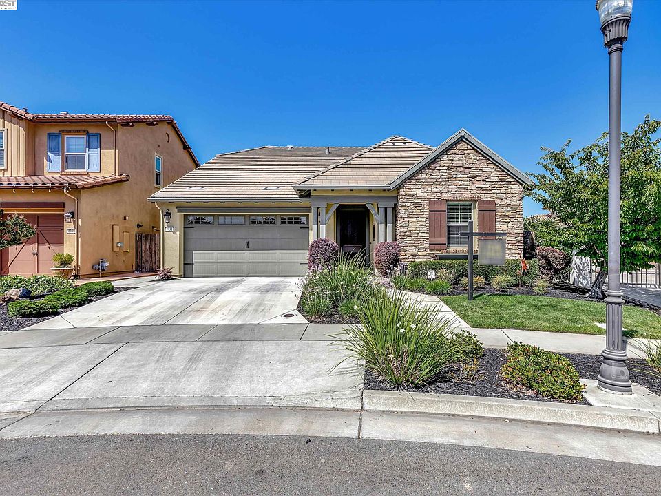 2731 Dazzler St, Lodi, CA 95242 Zillow