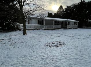 640 110th Ave, Plainwell, MI 49080