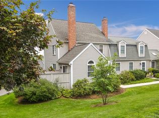 120 Prospect St APT 7, Ridgefield, CT 06877