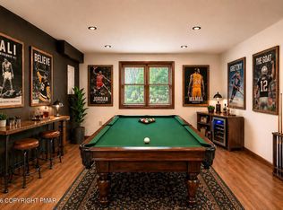 3124 Fern Rd, Pocono Summit, PA 18346