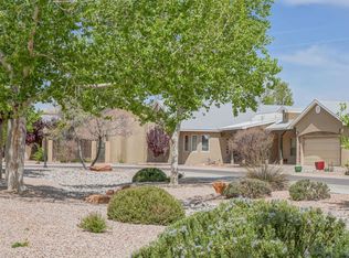 1843 Calle Barbarita NW, Albuquerque, NM 87107