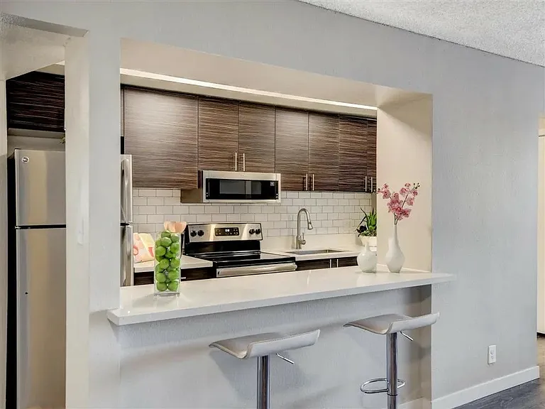 939 E Flamingo Rd — Photo 12