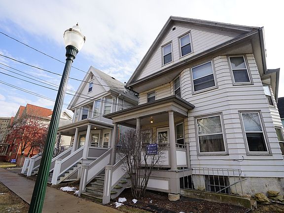 2nd image of 349-351 W Doty St #349-3